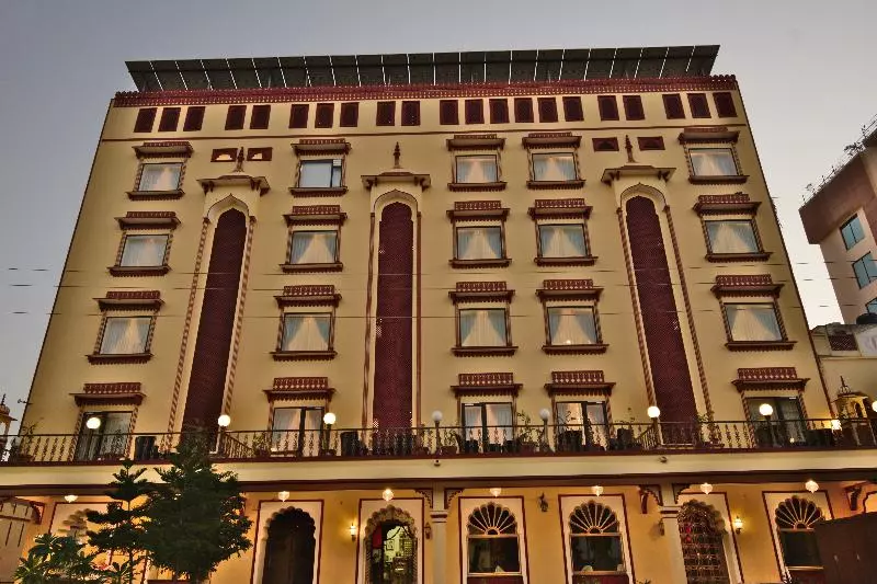 Отель Umaid Residency A Regal Heritage Home