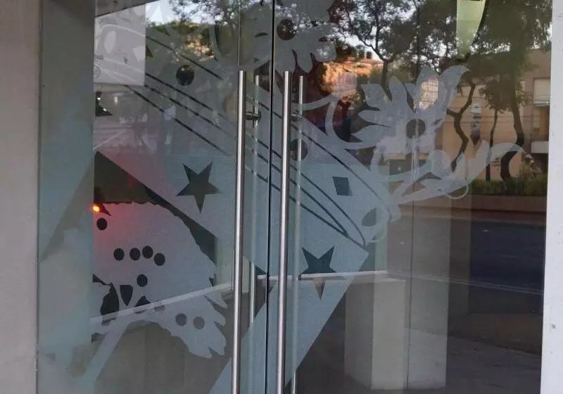 ホテル Villa De Madrid