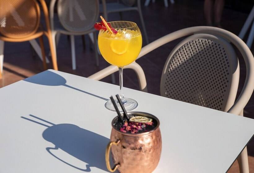 Zenitude Hotel La Valadiere, Ascend Hotel Collection