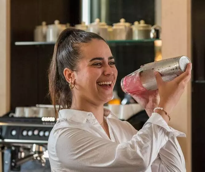 Zenitude Hotel La Valadiere, Ascend Hotel Collection