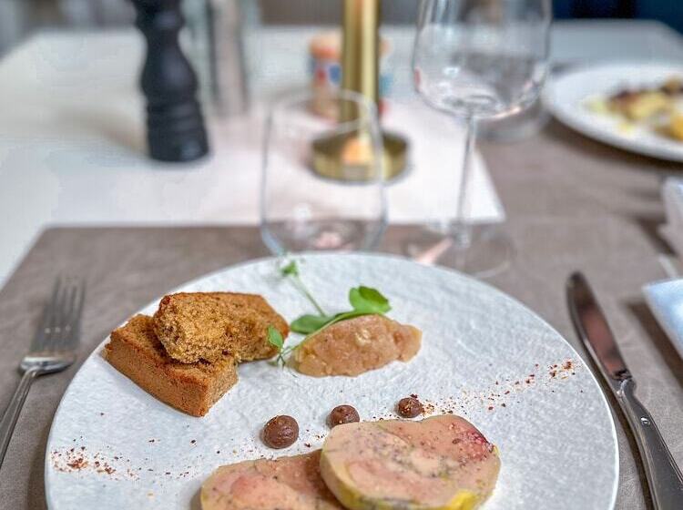 Zenitude Hotel La Valadiere, Ascend Hotel Collection