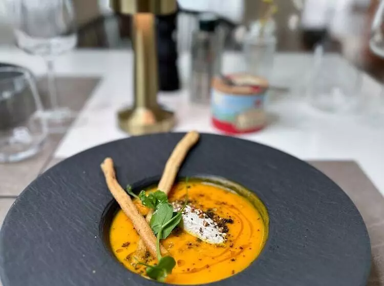 Zenitude Hotel La Valadiere, Ascend Hotel Collection