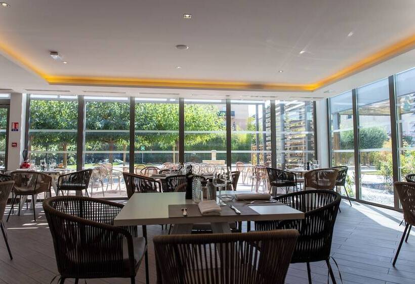 Zenitude Hotel La Valadiere, Ascend Hotel Collection