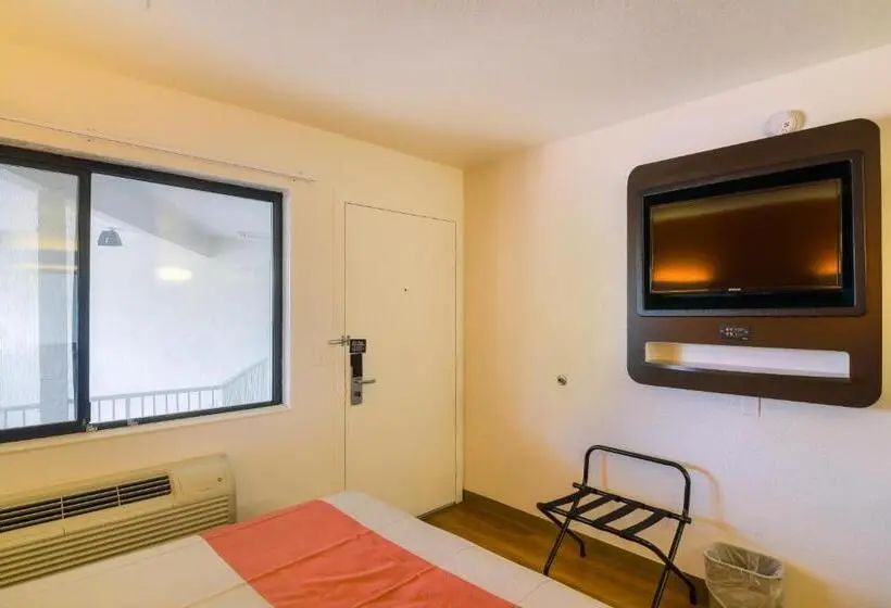 Motel 6 Camarillo, Ca
