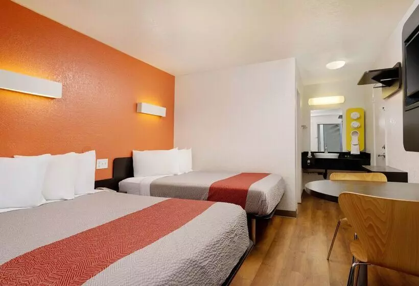 Motel 6 Camarillo, Ca