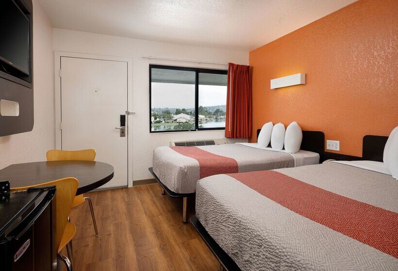 Motel 6 Camarillo, Ca