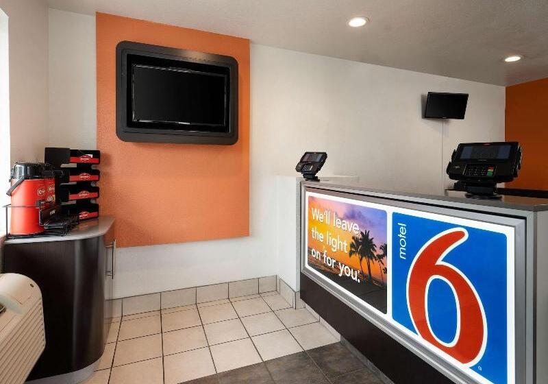 Motel 6 Camarillo, Ca