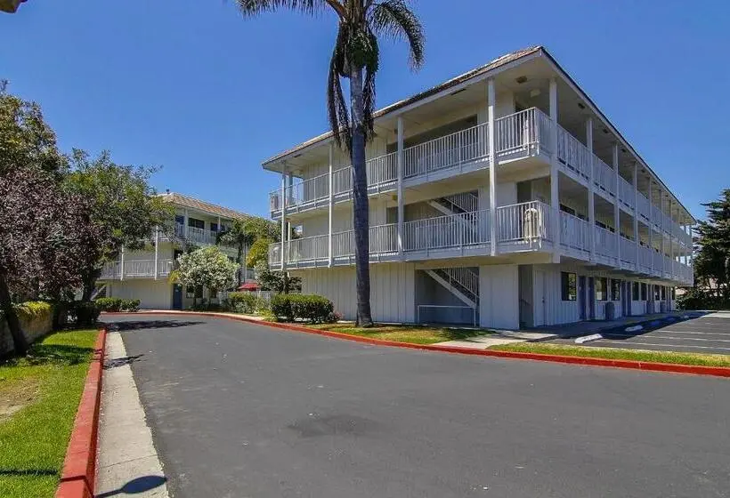 Motel 6carpinteria, Ca  Santa Barbara  North