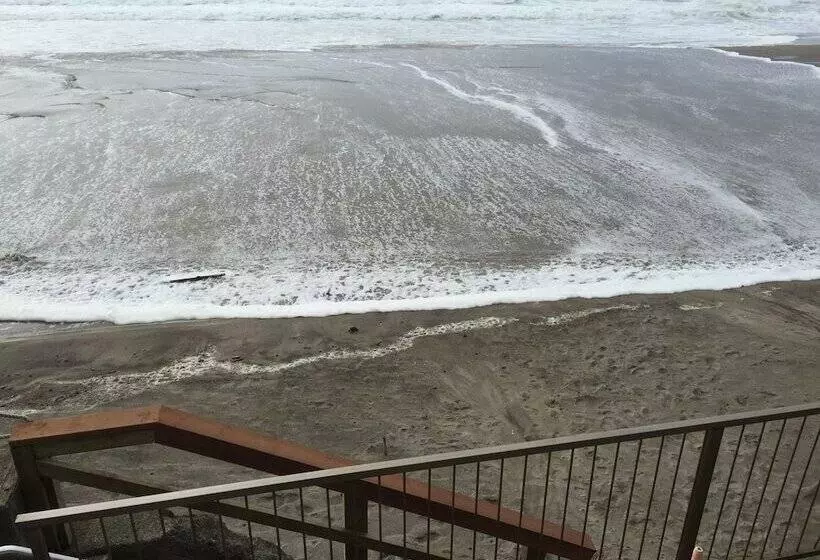 Мотель Sandcastle Beachfront