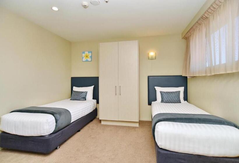 فندق على الطريق The Riverstone