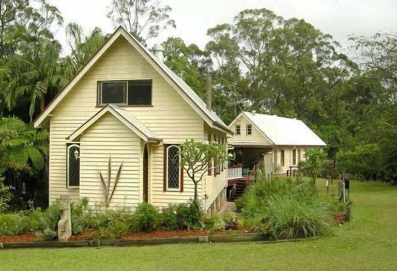 펜션 Glass House Mountains Ecolodge