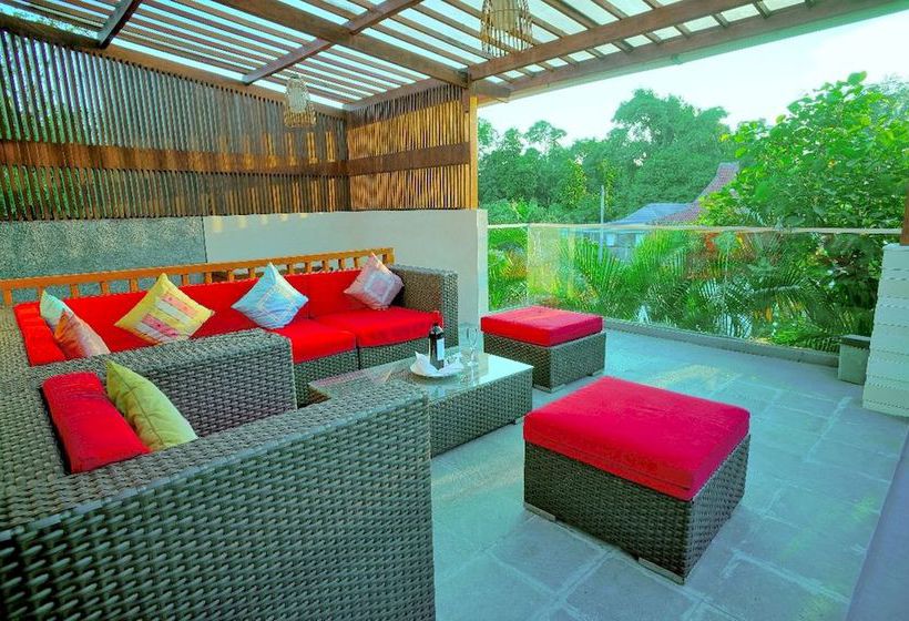 אתר נופש Villa Travis