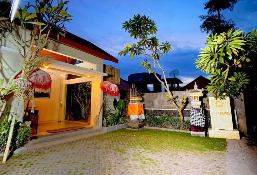 리조트 Villa Travis