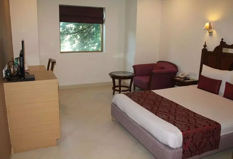 The Lotus Apartment Hotels Burkit Road