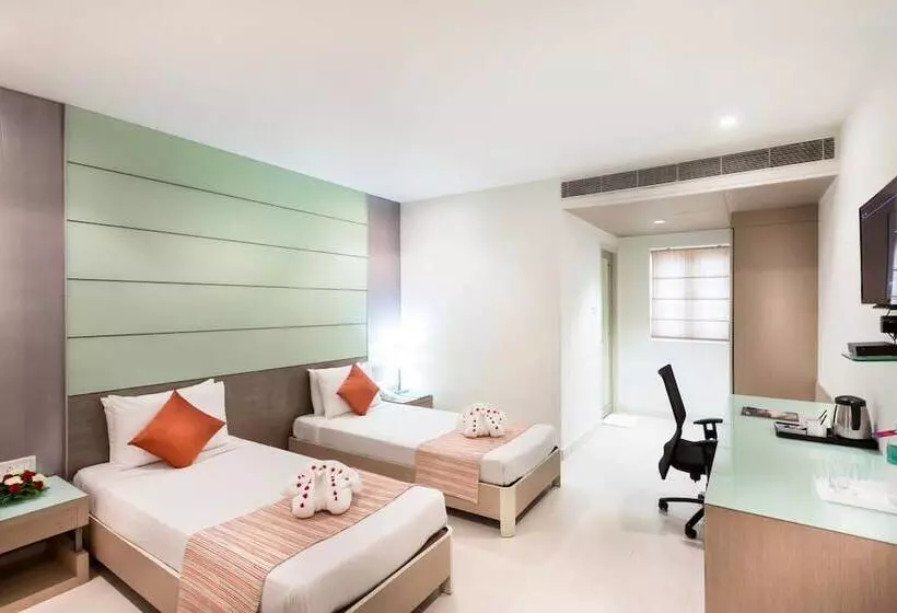 The Lotus Apartment Hotels Burkit Road