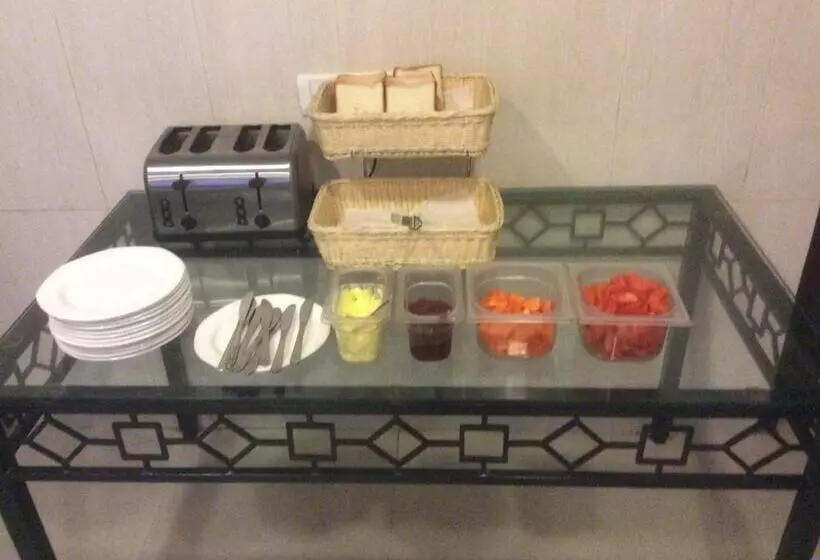 The Lotus Apartment Hotels Burkit Road