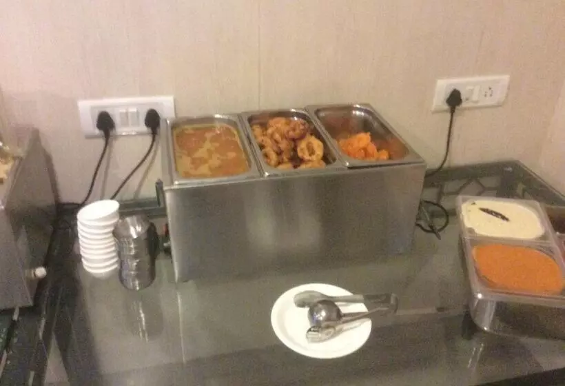 The Lotus Apartment Hotels Burkit Road