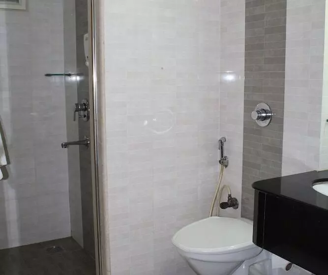 The Lotus Apartment Hotels Burkit Road