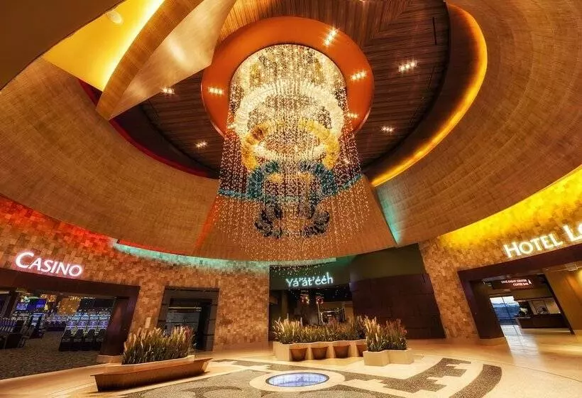 Twin Arrows Navajo Casino Resort