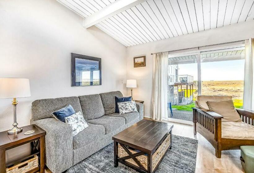 酒店 Cottage By The Sea