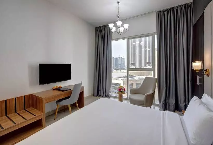 هتل Royal Regency Suites Marina