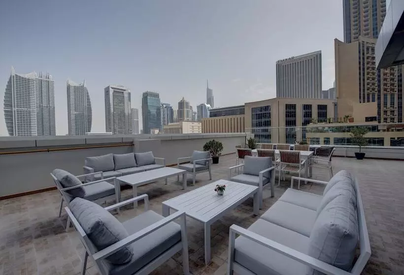 هتل Royal Regency Suites Marina