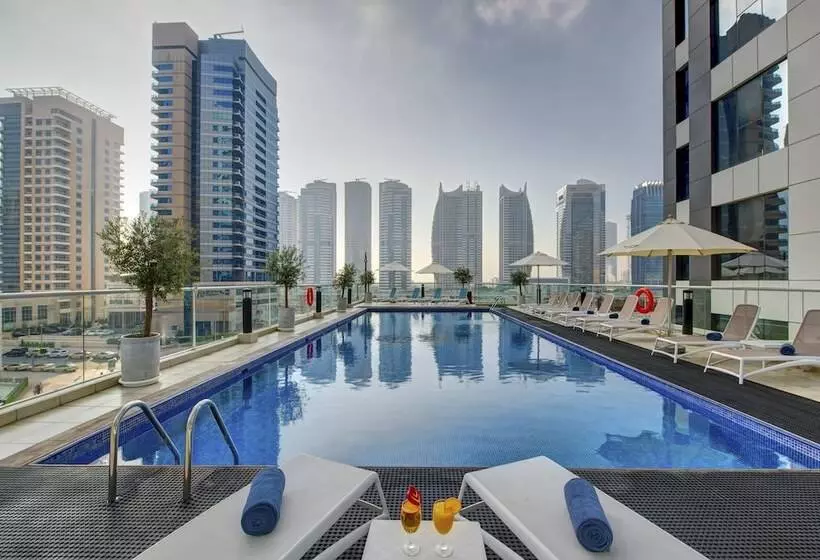 هتل Royal Regency Suites Marina