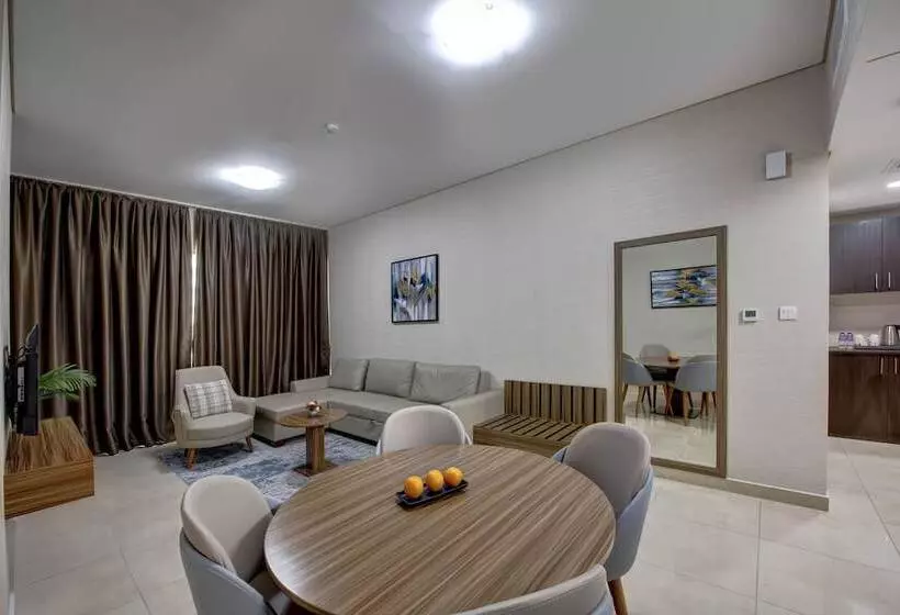 هتل Royal Regency Suites Marina