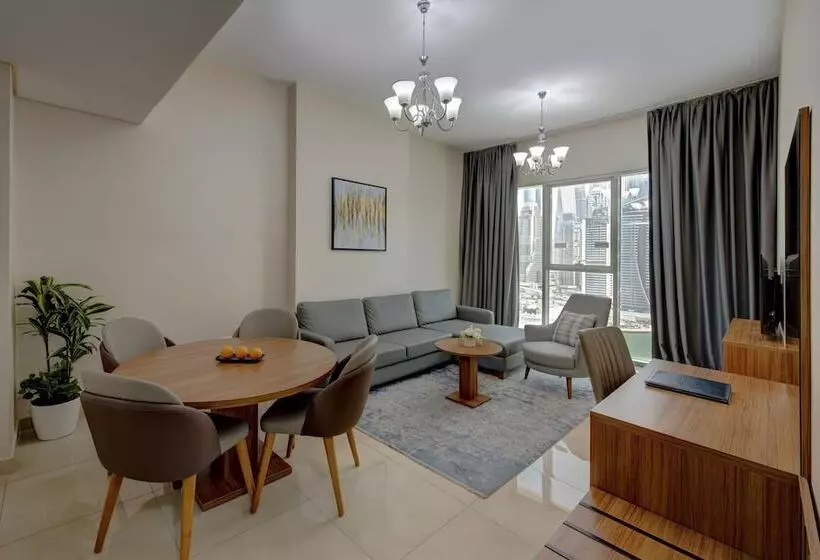 هتل Royal Regency Suites Marina