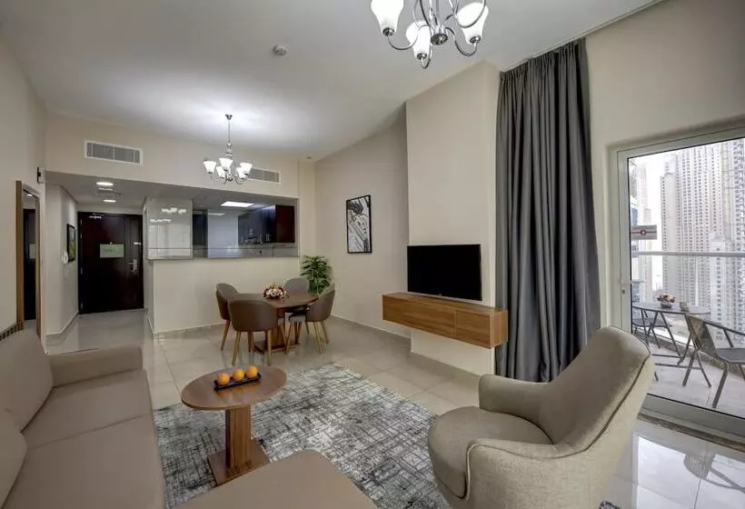 هتل Royal Regency Suites Marina