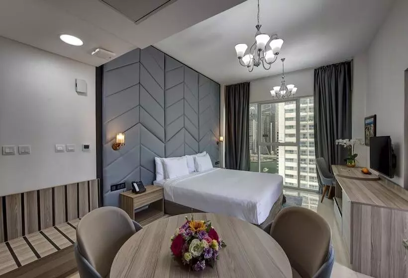 هتل Royal Regency Suites Marina