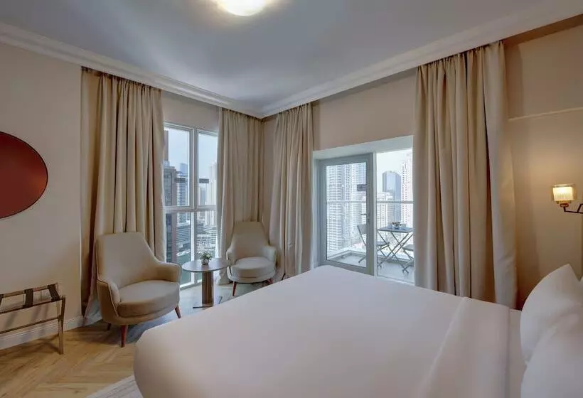 هتل Royal Regency Suites Marina