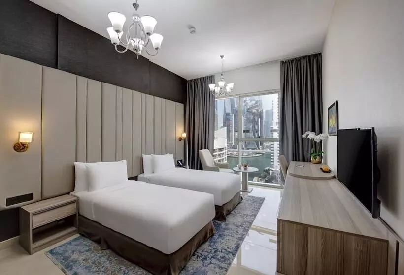 هتل Royal Regency Suites Marina