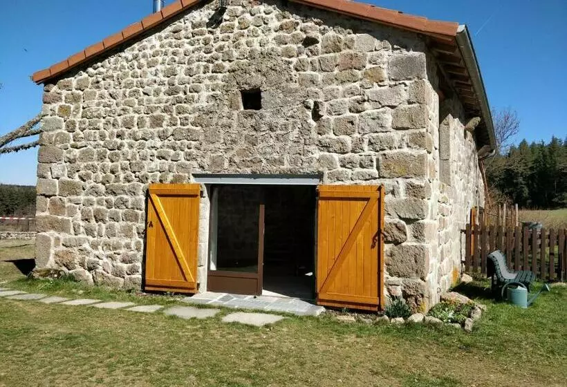 Majatalo Les Fayettes