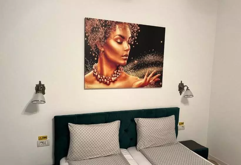 Pensiunea Queen
