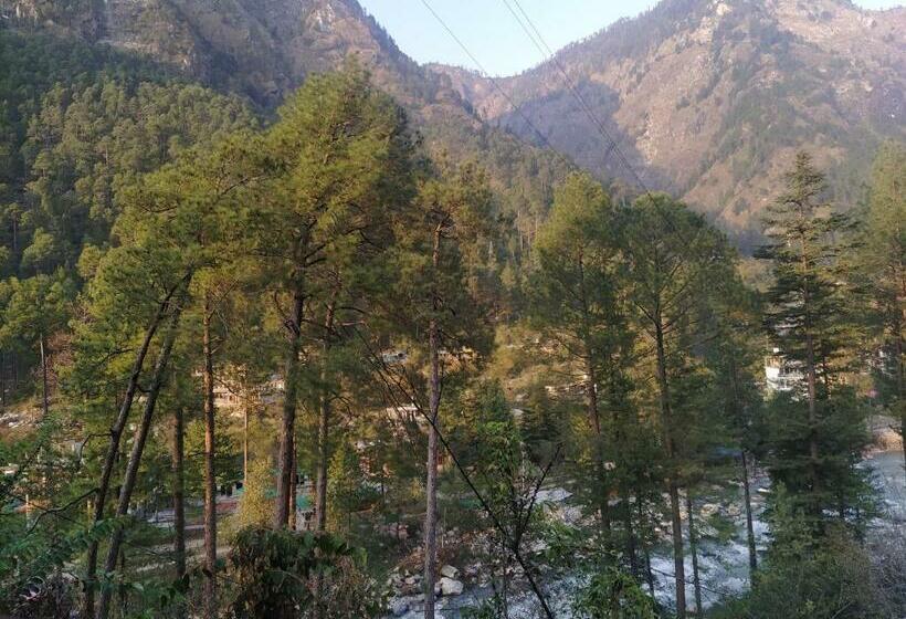 هاستل Sugo By The Fullmoon Cafe