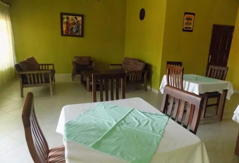 هتل Cielo Country Inn