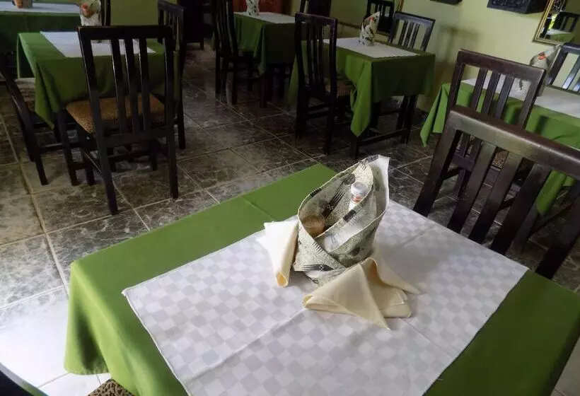 هتل Cielo Country Inn