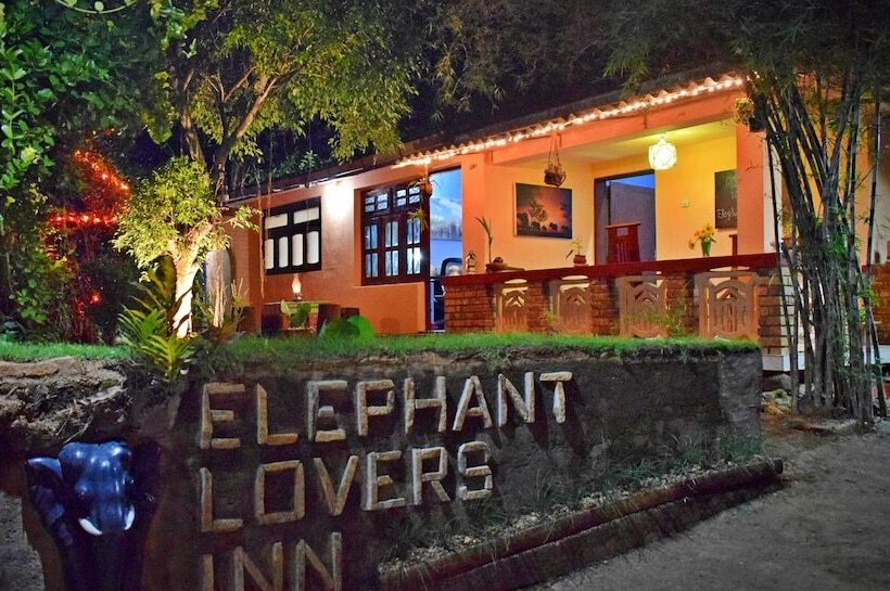 Hotel Elephant Lovers Inn