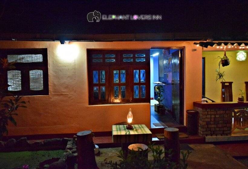 Hotel Elephant Lovers Inn