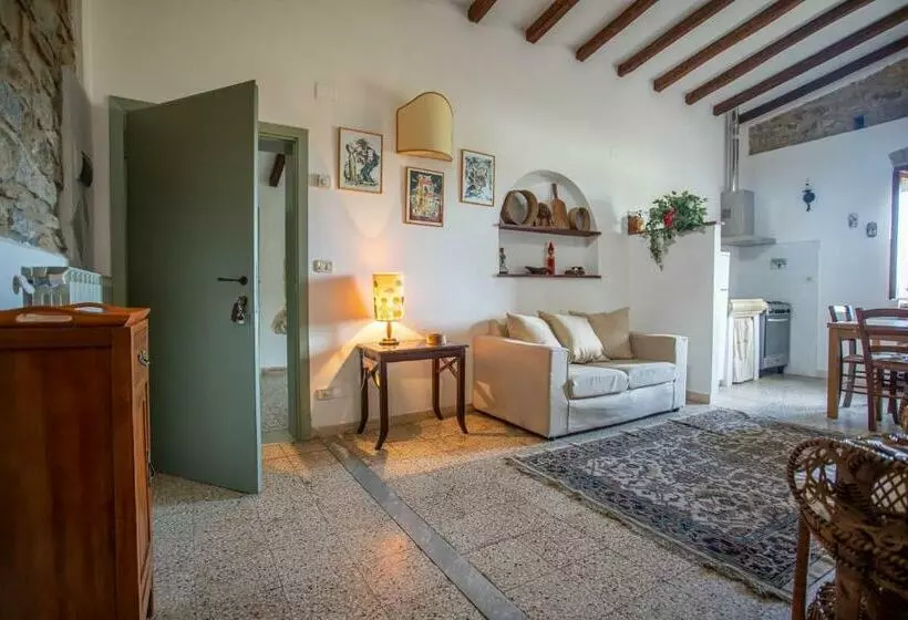 ホテル Enrica Agriturismo La Valentina