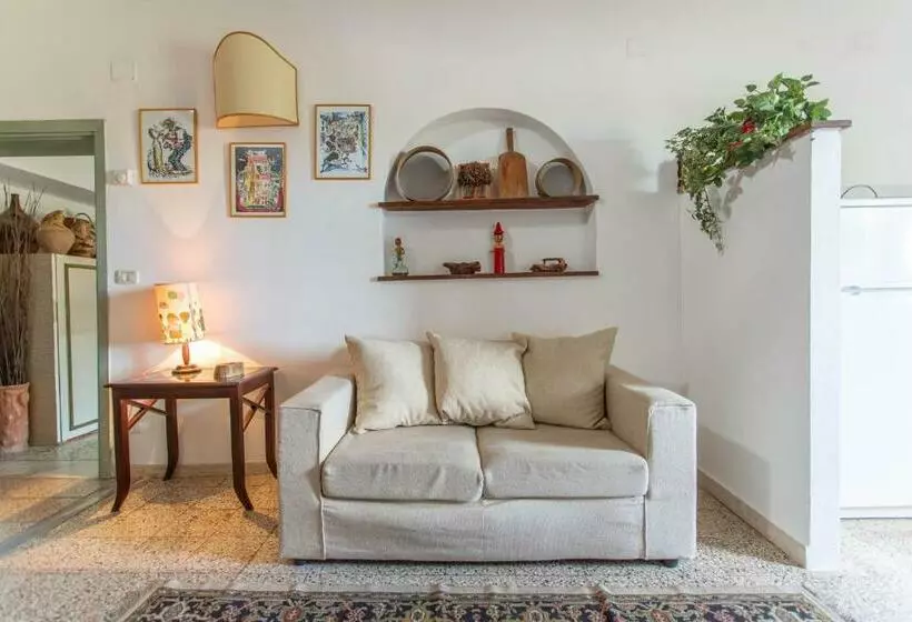 ホテル Enrica Agriturismo La Valentina