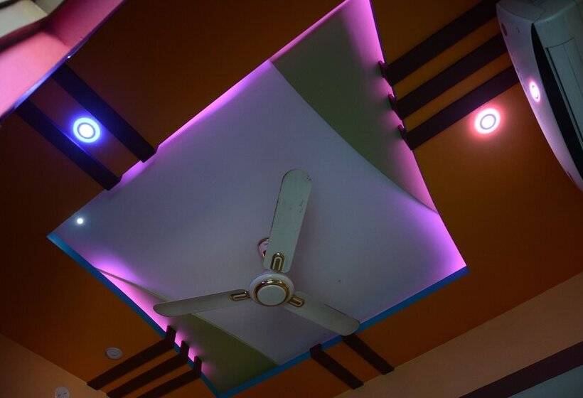 Hotel Iroomz Like Homestay