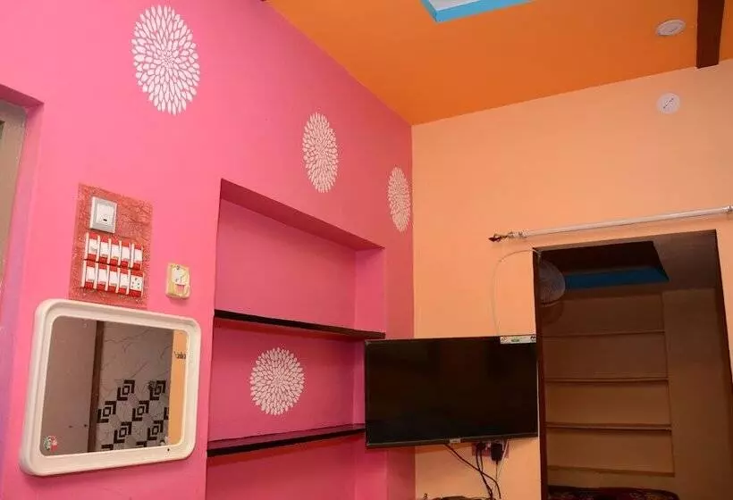 ホテル Iroomz Like Homestay