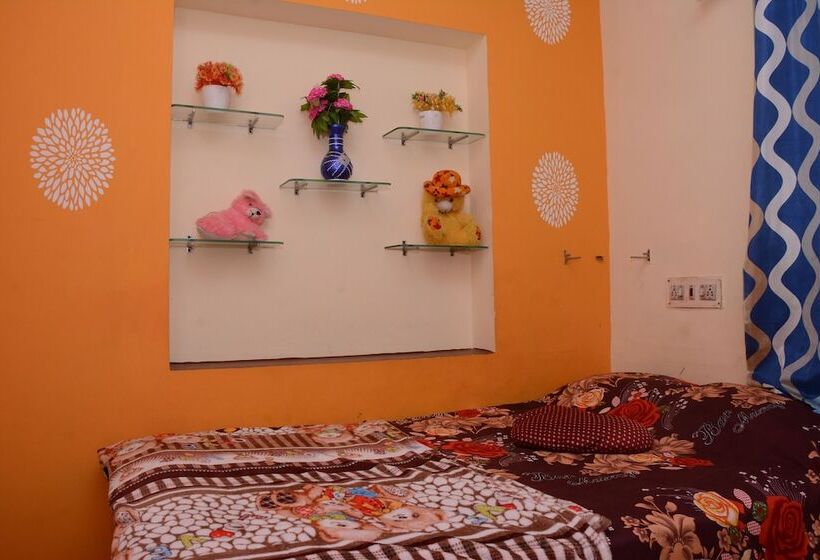 בית מלון כפרי Iroomz Like Homestay