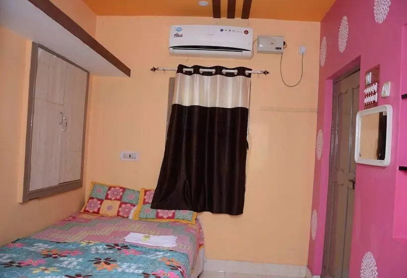 ホテル Iroomz Like Homestay