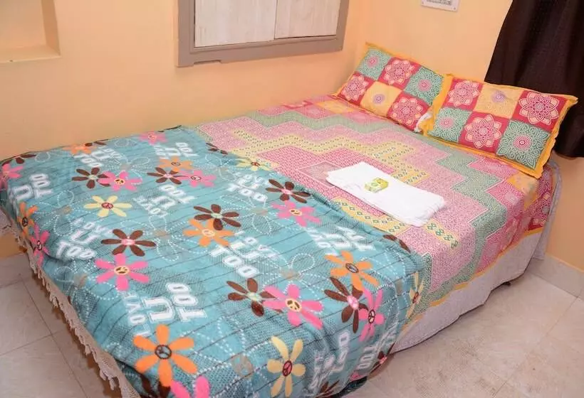 ホテル Iroomz Like Homestay