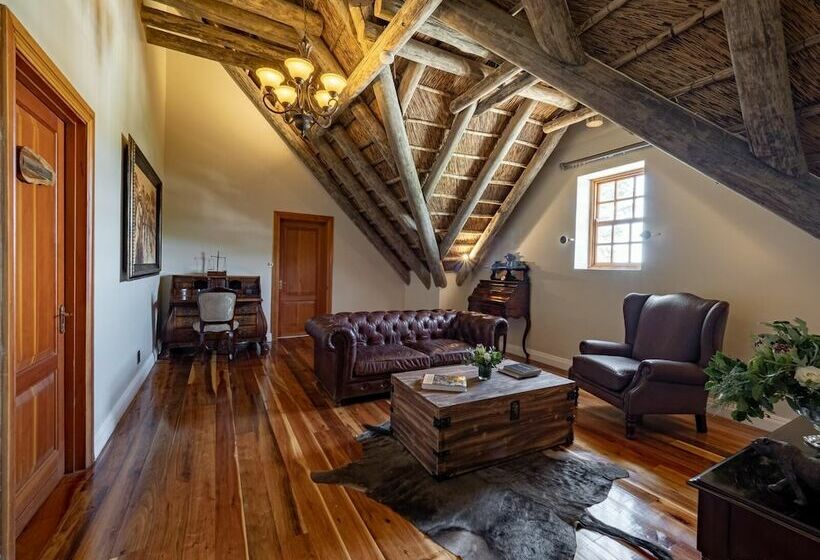 בית מלון כפרי Magic Hills - Ilanga Manor House