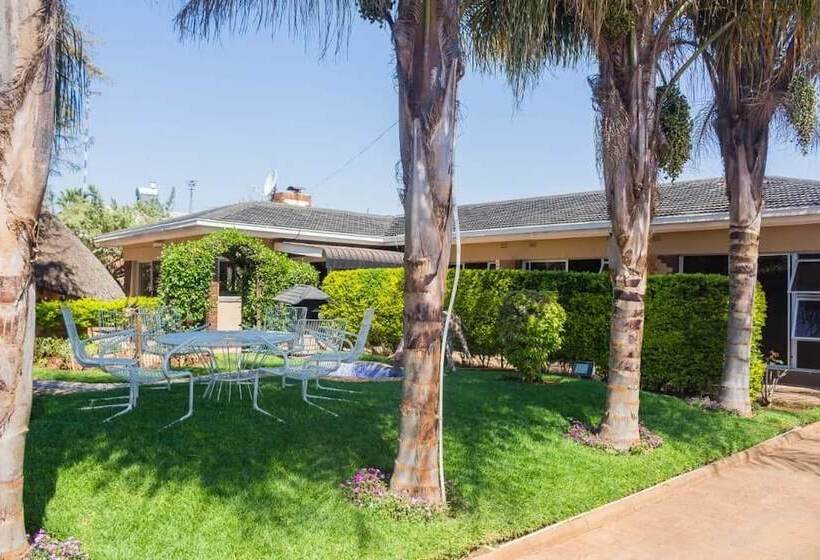 هتل Padandaro Guest House