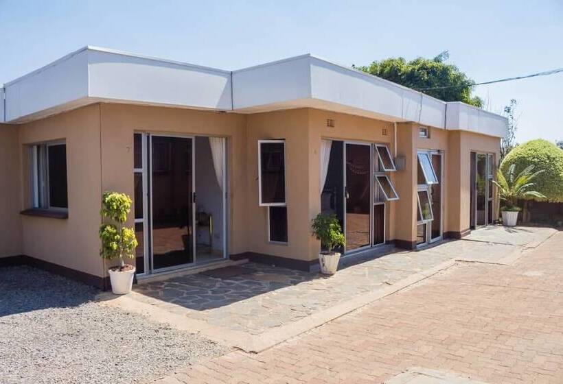 هتل Padandaro Guest House